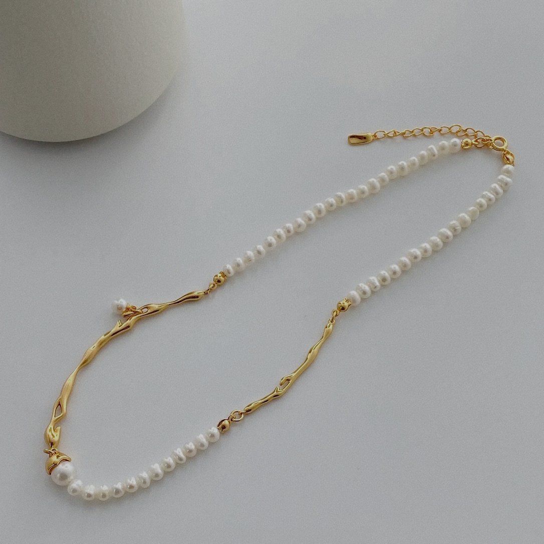 Alana Pearl Necklace