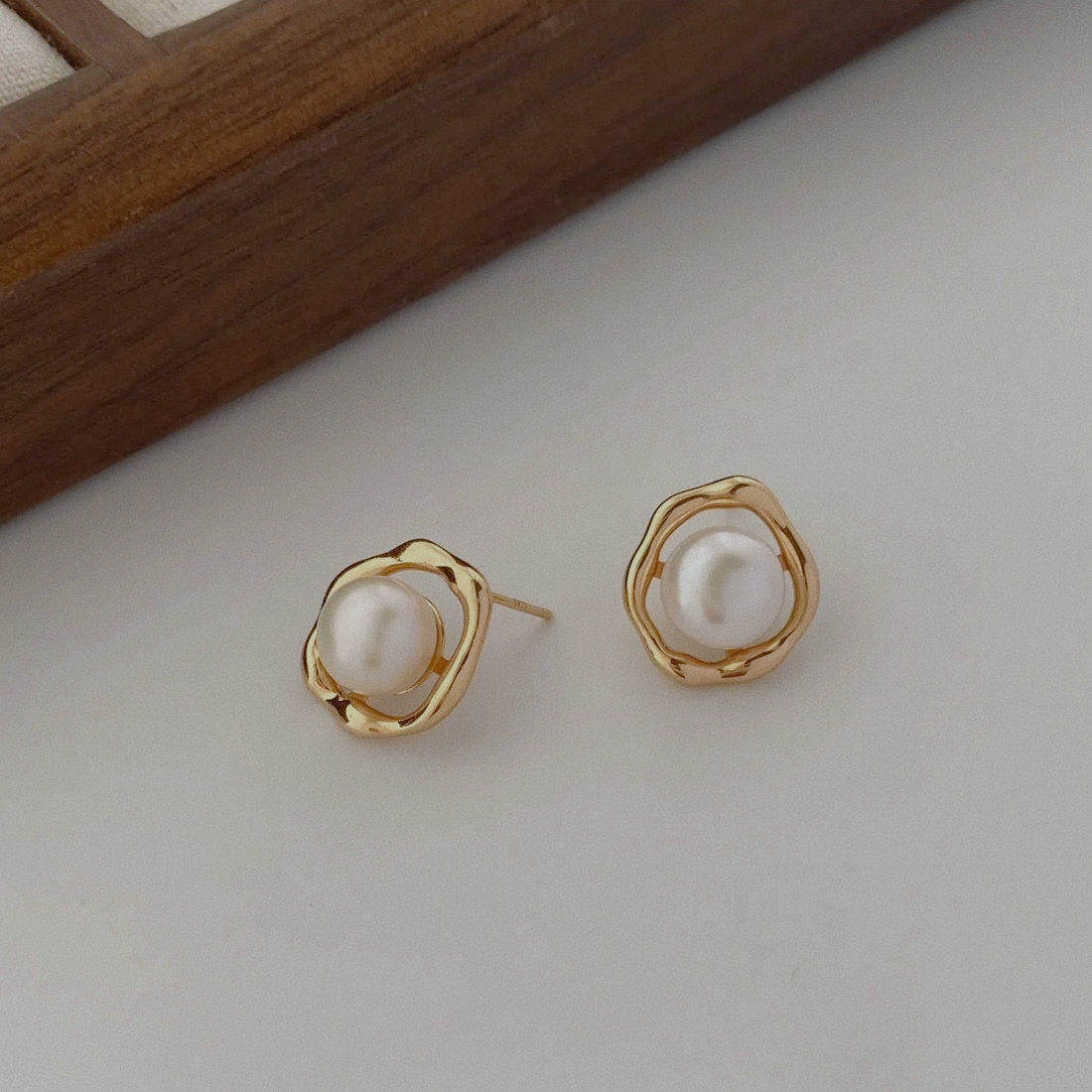 Lustrous Pearl Earrings