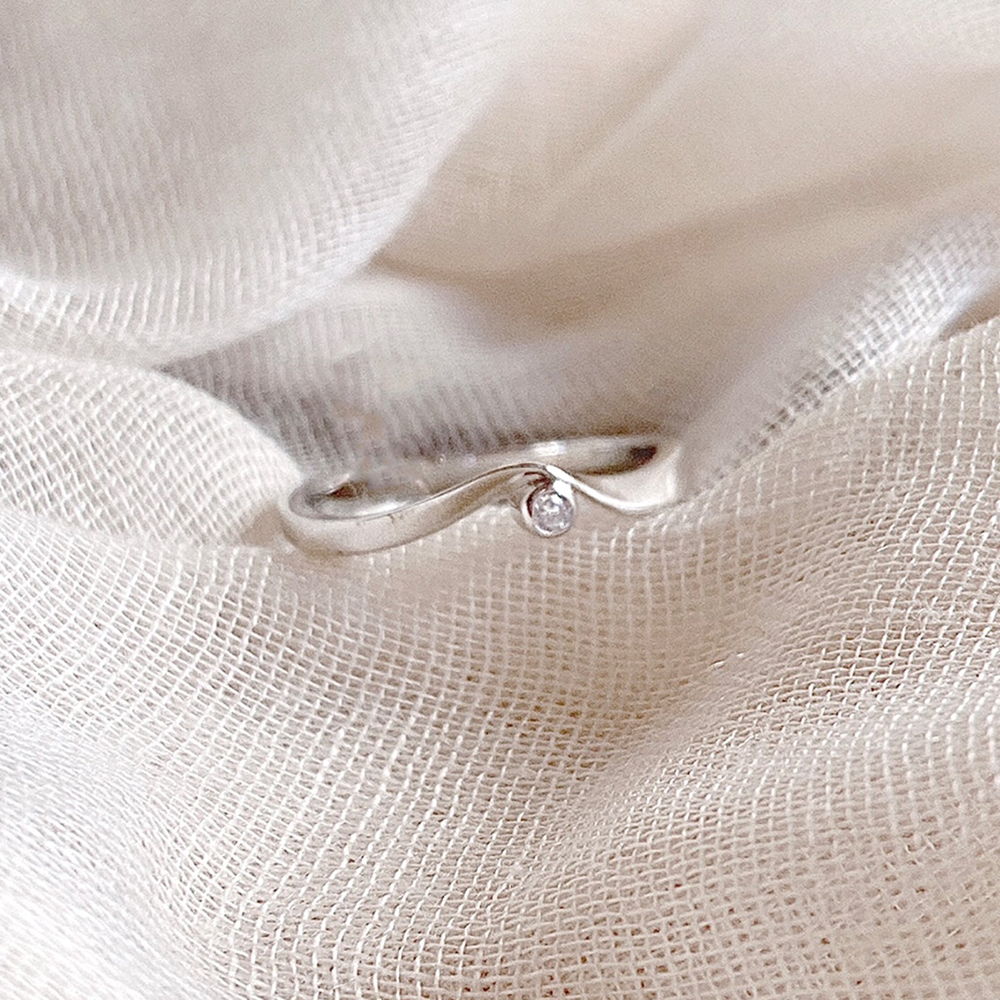 Ribbon Silver Ring