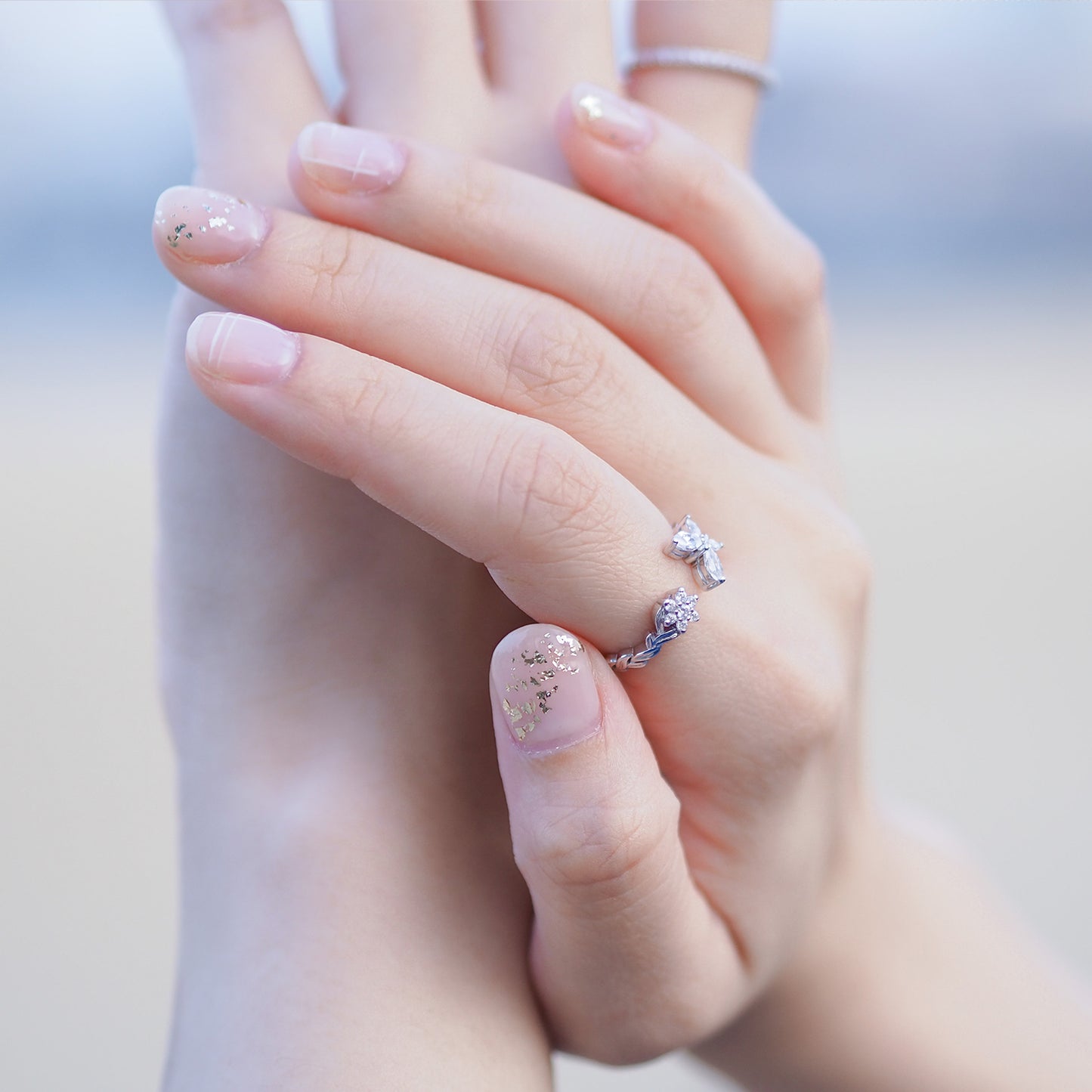 Butterfly's Love of Flower Ring